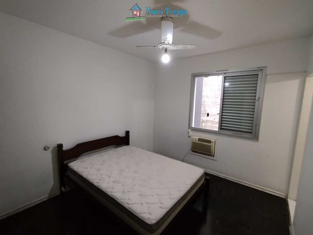 Apartamento em São Vicente, no bairro Itararé