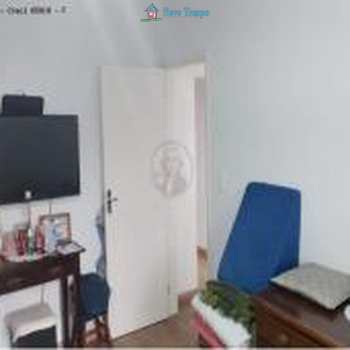 Apartamento em Santos, bairro Embaré