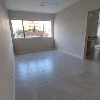 Apartamento em Santos, bairro Gonzaga