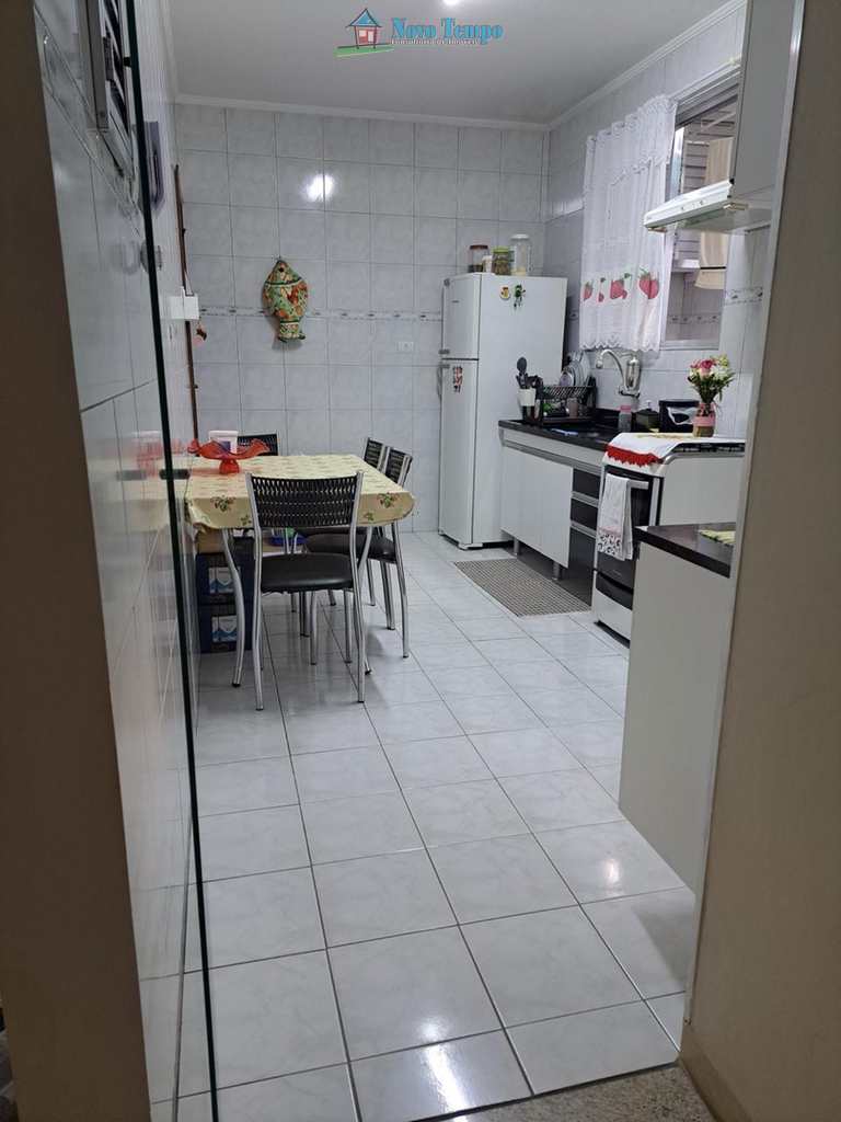 Apartamento em Santos, no bairro Macuco