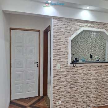 Apartamento em Santos, bairro Saboó