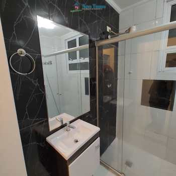 Apartamento em Santos, bairro José Menino