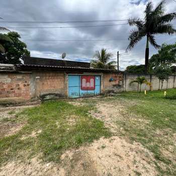 Casa em Queimados, bairro Queimados