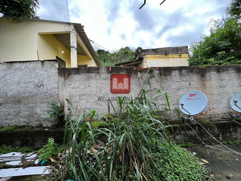 Conjunto Comercial em Queimados, no bairro Queimados