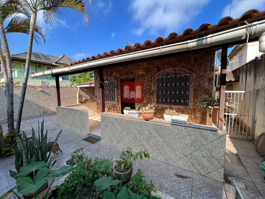 Casa em Queimados, no bairro Vila Pacaembu