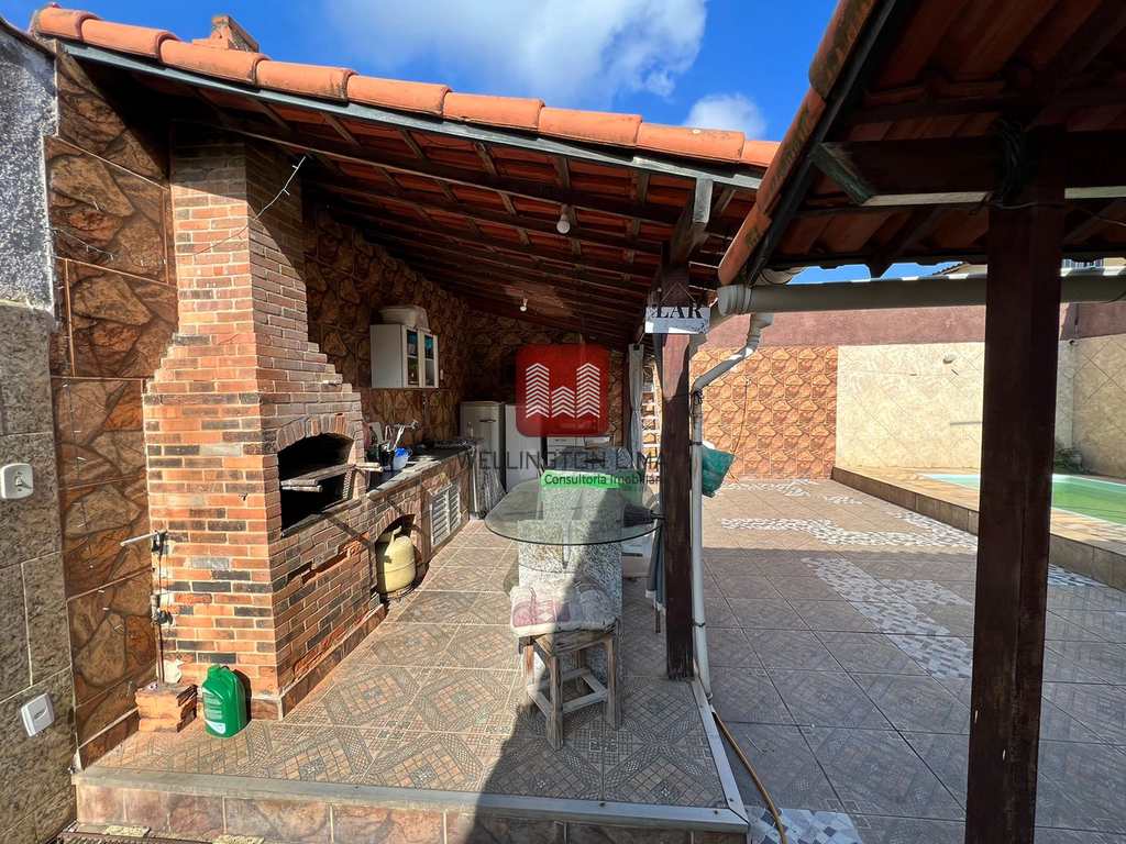 Casa em Queimados, no bairro Vila Pacaembu