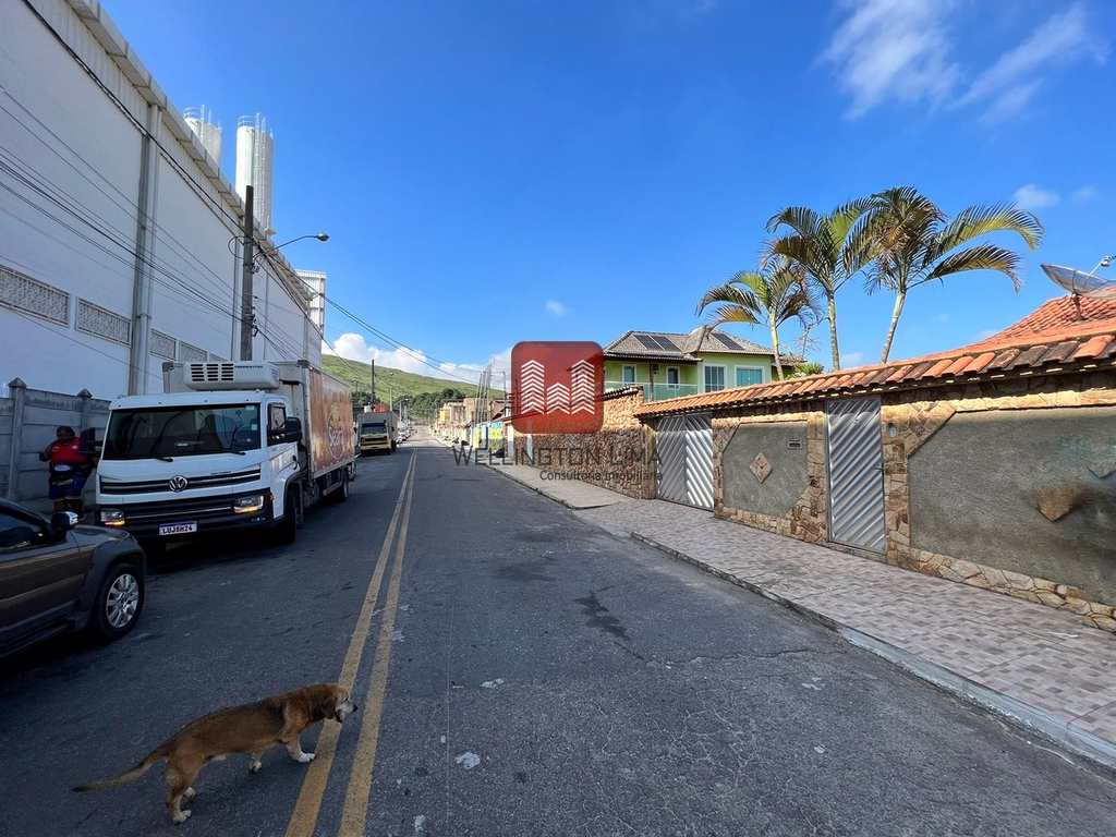 Casa em Queimados, no bairro Vila Pacaembu