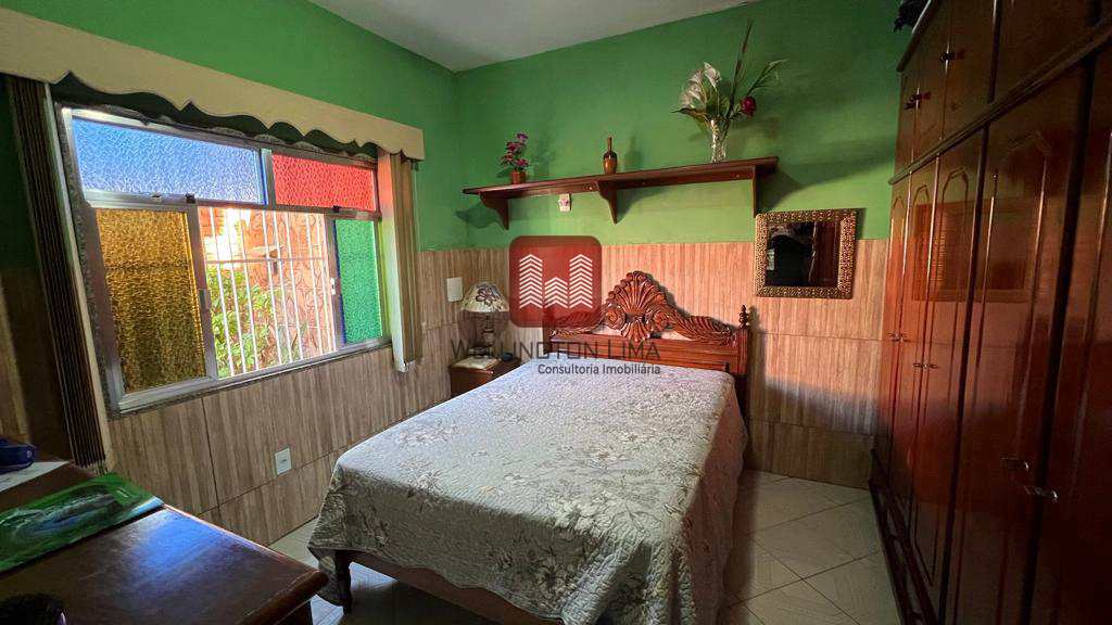 Casa em Nova Iguaçu, no bairro Austin