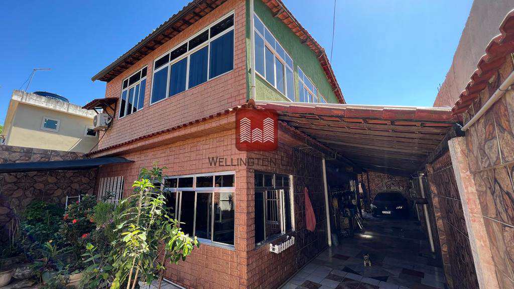 Casa em Nova Iguaçu, no bairro Austin