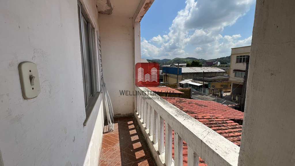 Casa em Queimados, no bairro Centro