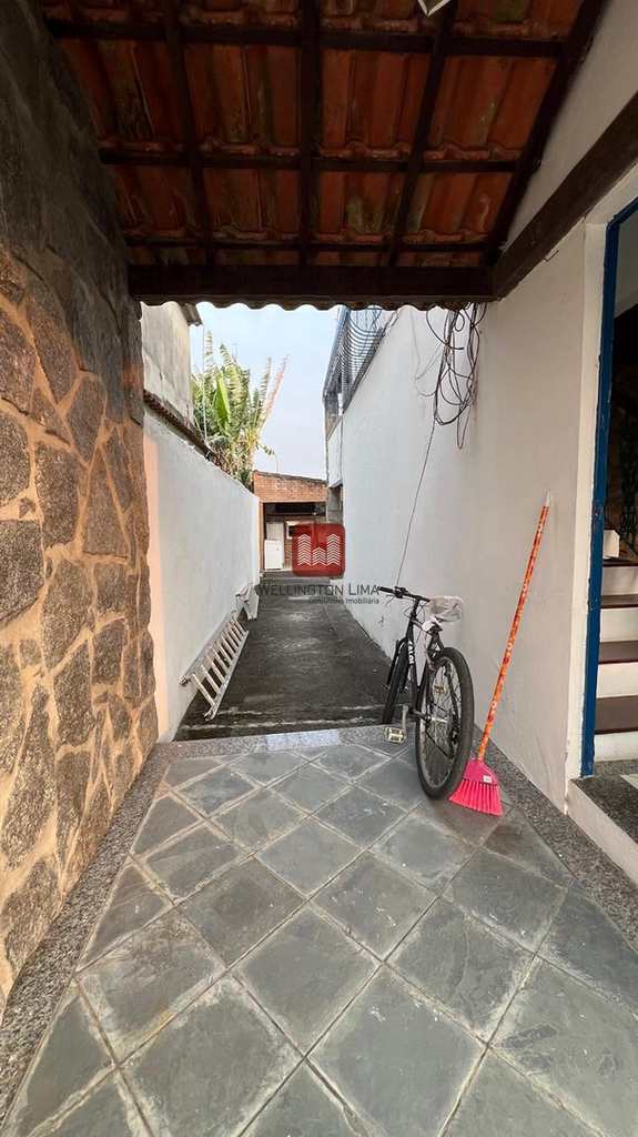 Casa em Queimados, no bairro Queimados