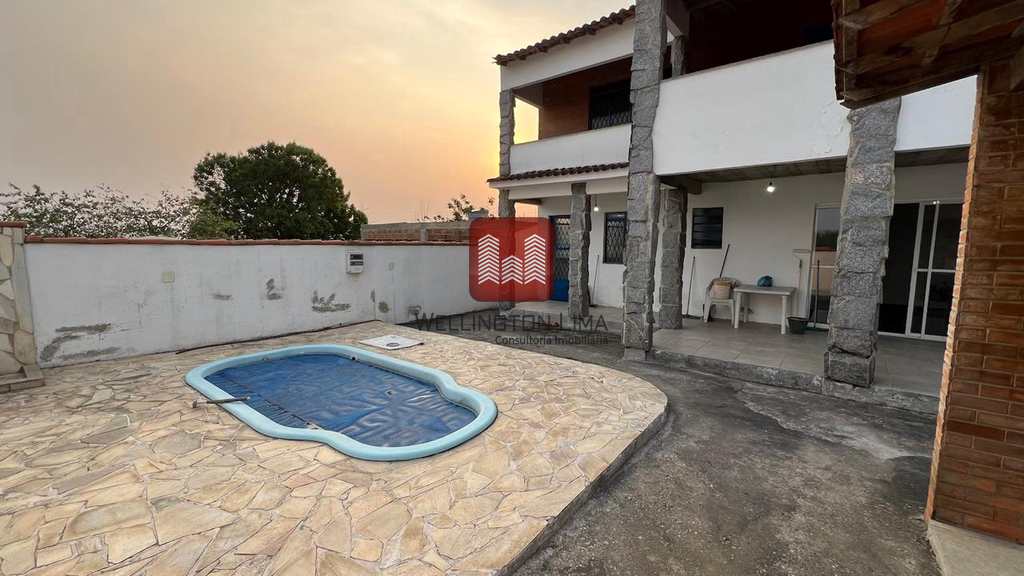 Casa em Queimados, no bairro Queimados