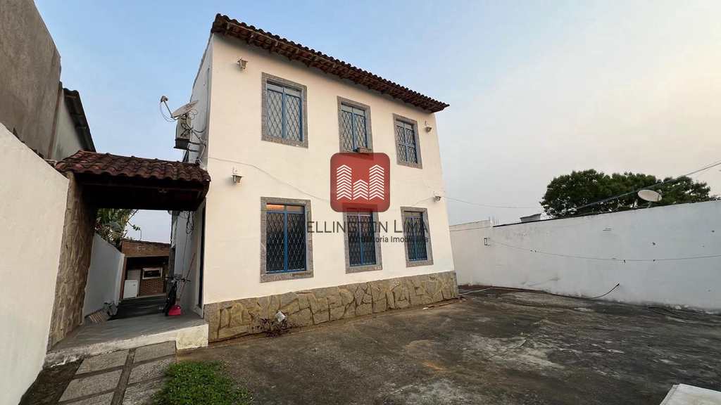 Casa em Queimados, no bairro Queimados