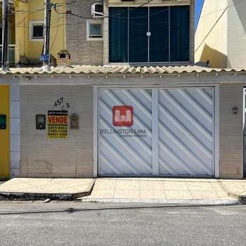 Casa em Queimados, bairro Vila Pacaembu