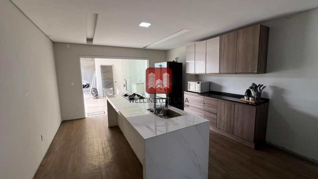 Casa em Queimados, no bairro Vila Pacaembu