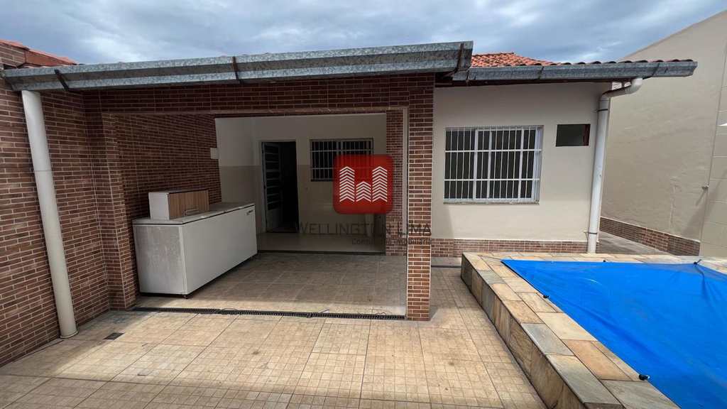 Casa em Queimados, no bairro Vila Pacaembu