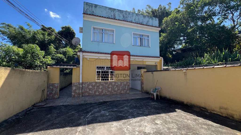 Casa em Queimados, no bairro Vila das Porteiras