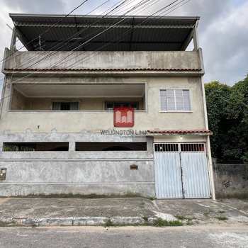 Casa em Queimados, bairro São Roque