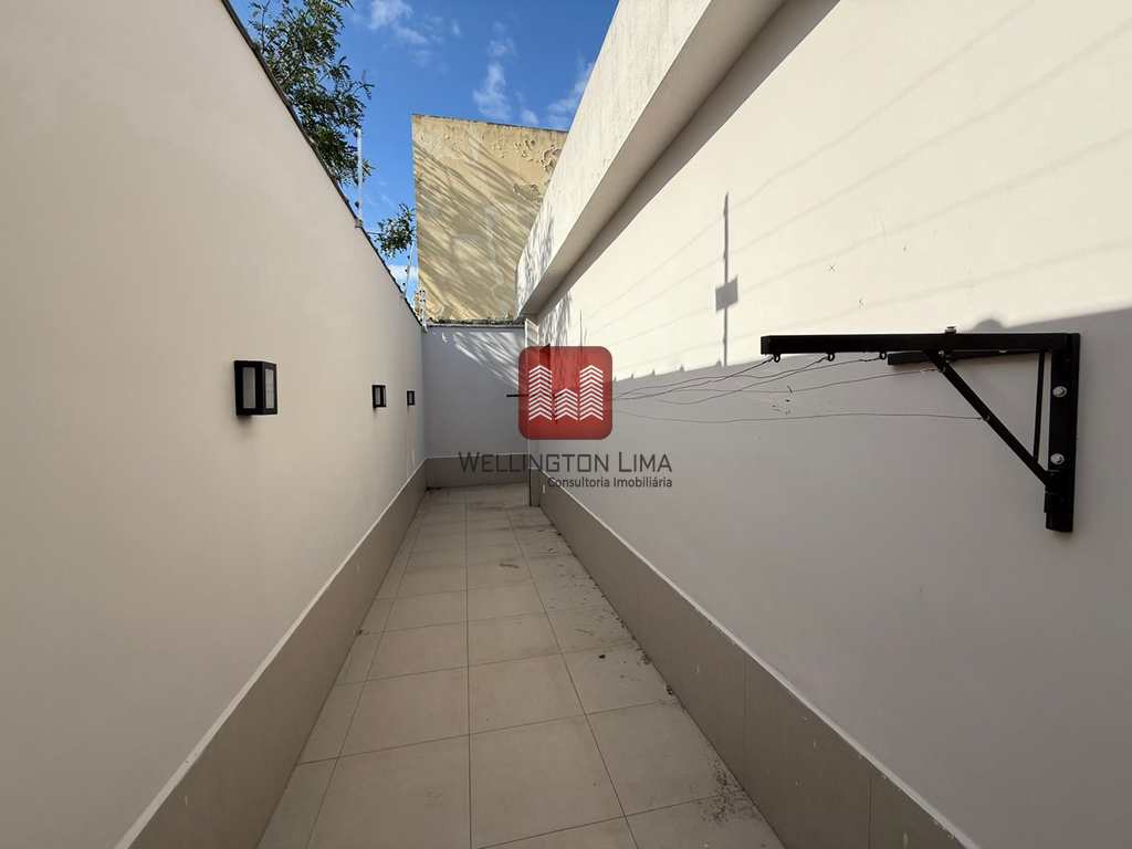 Casa em Queimados, no bairro Vila Pacaembu