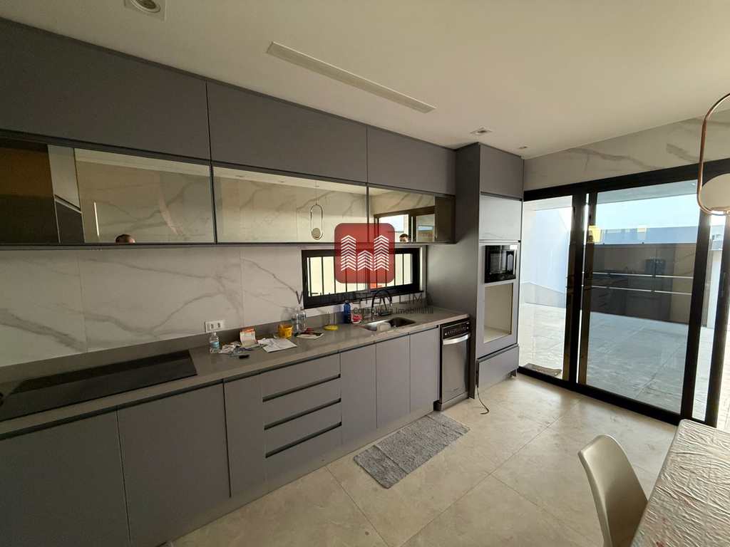 Casa em Queimados, no bairro Vila Pacaembu