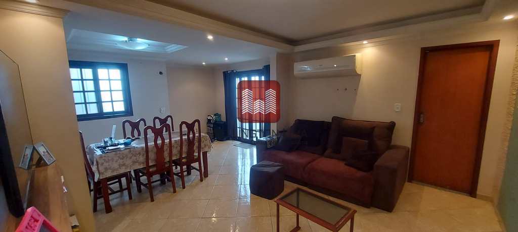 Casa em Queimados, no bairro Fanchem