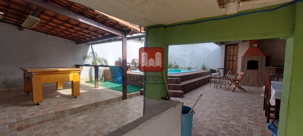 Casa em Queimados, no bairro Fanchem