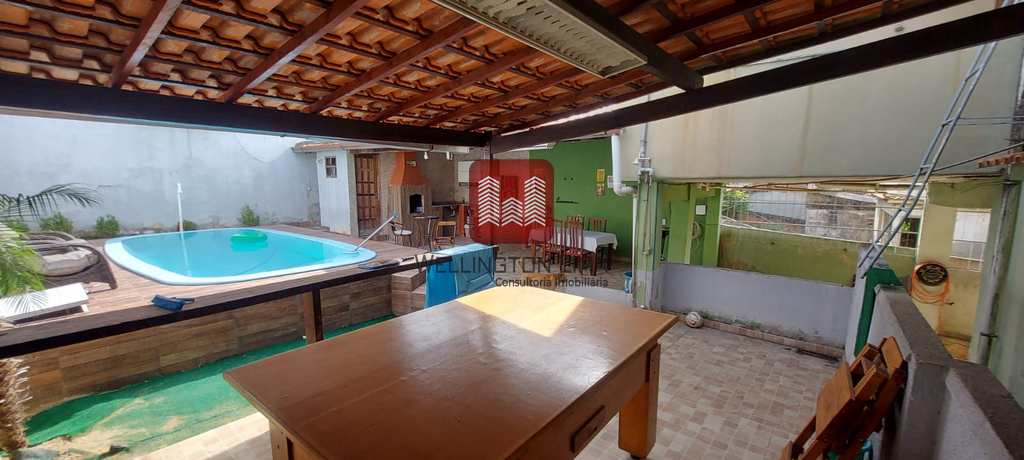 Casa em Queimados, no bairro Fanchem