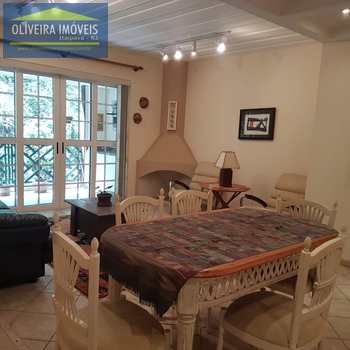 Apartamento em Petrópolis, bairro Itaipava