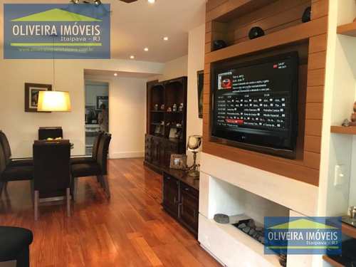 Apartamento, código 33 em Petrópolis, bairro Itaipava