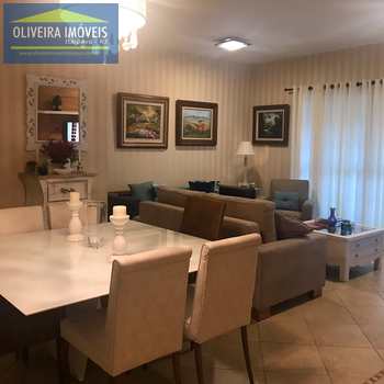 Apartamento em Petrópolis, bairro Itaipava