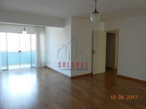Apartamento, código 1615 em Amparo, bairro Centro