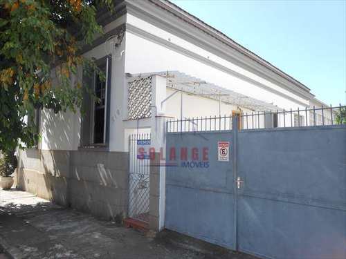 Casa, código 1432 em Amparo, bairro Centro