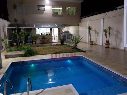 Casa, código 1826 em Amparo, bairro Parque Rodrigues