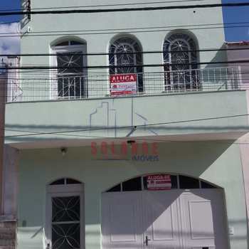 Casa em Amparo, bairro Centro