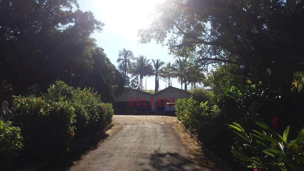 Fazenda em Amparo, no bairro Rodovia Pref. Aziz Lian