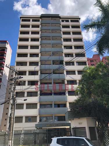 Apartamento, código 2236 em Amparo, bairro Centro