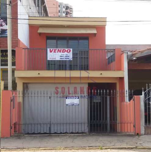 Casa, código 2261 em Amparo, bairro Centro