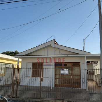 Casa em Amparo, bairro Jardim Santana