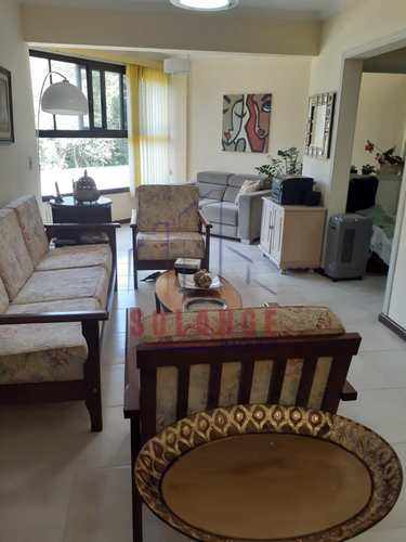 Apartamento, código 2310 em Amparo, bairro Centro
