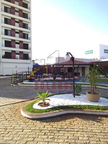 Apartamento, código 2338 em Amparo, bairro Centro