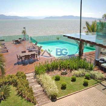 Casa em Florianópolis, bairro Cacupé