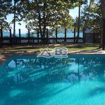 Casa em Ilhabela, bairro Praia do Curral