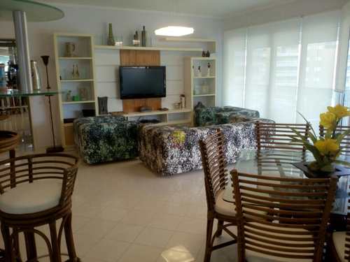 Apartamento, código 3162 em Bertioga, bairro Riviera de São Lourenço
