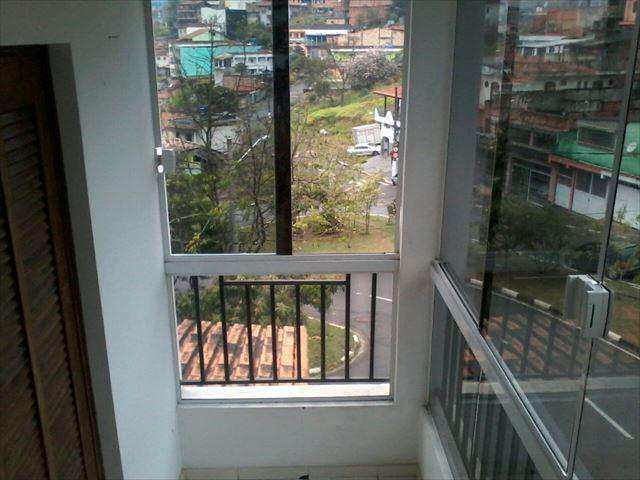 Sobrado em Itapecerica da Serra, no bairro Parque Paraíso