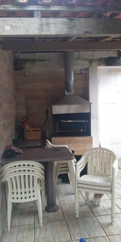 Casa em Itapecerica da Serra, no bairro Jardim Virgínia