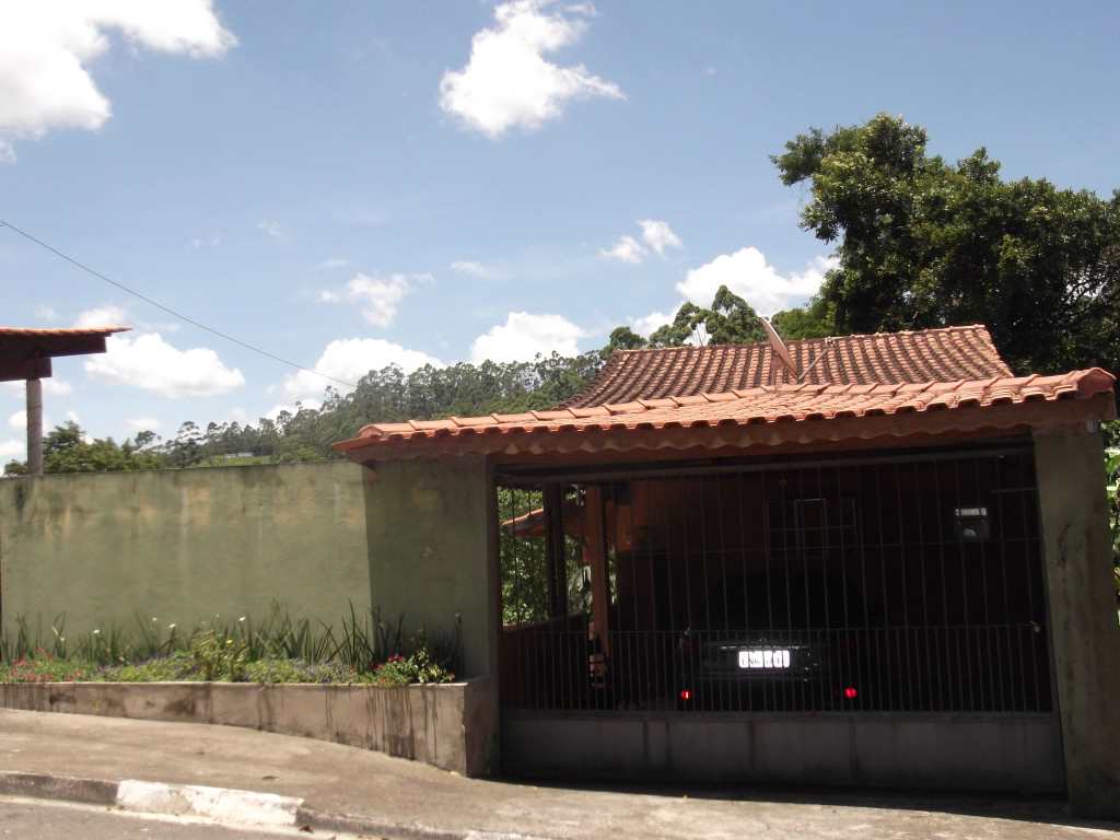 Sobrado em Itapecerica da Serra, no bairro Jardim Santa Isabel