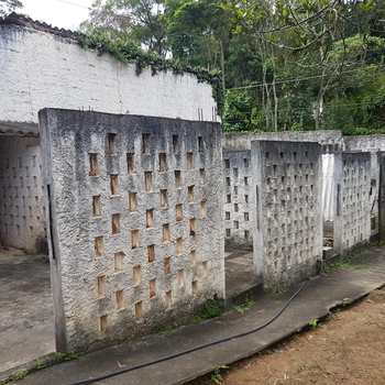 Chácara em Itapecerica da Serra, bairro Embu Mirim