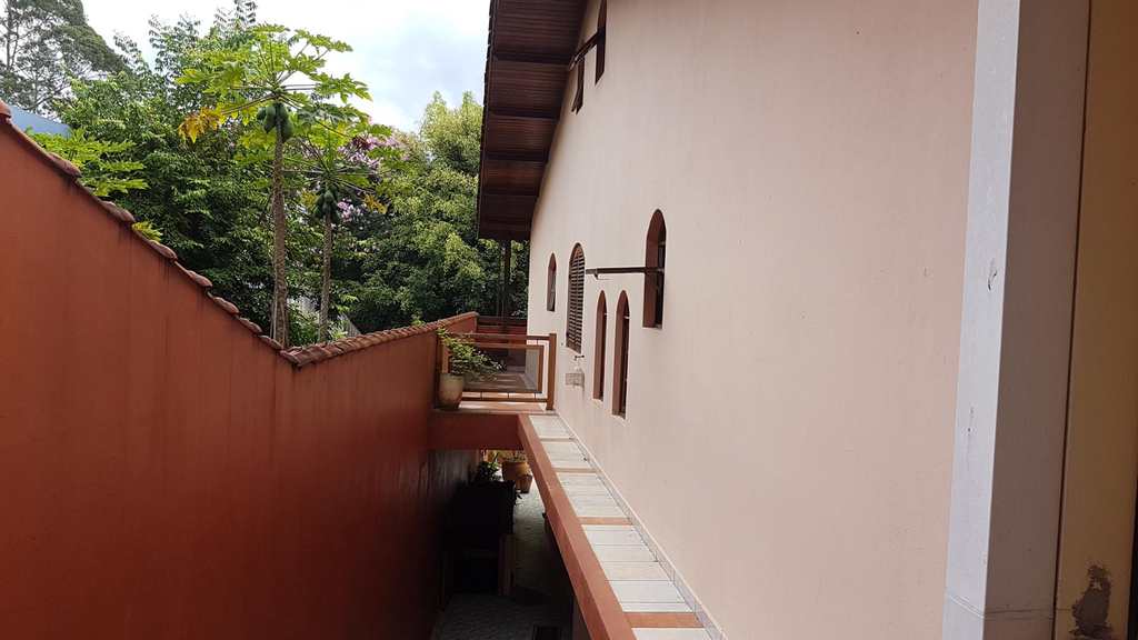 Sobrado em Itapecerica da Serra, no bairro Parque Paraíso