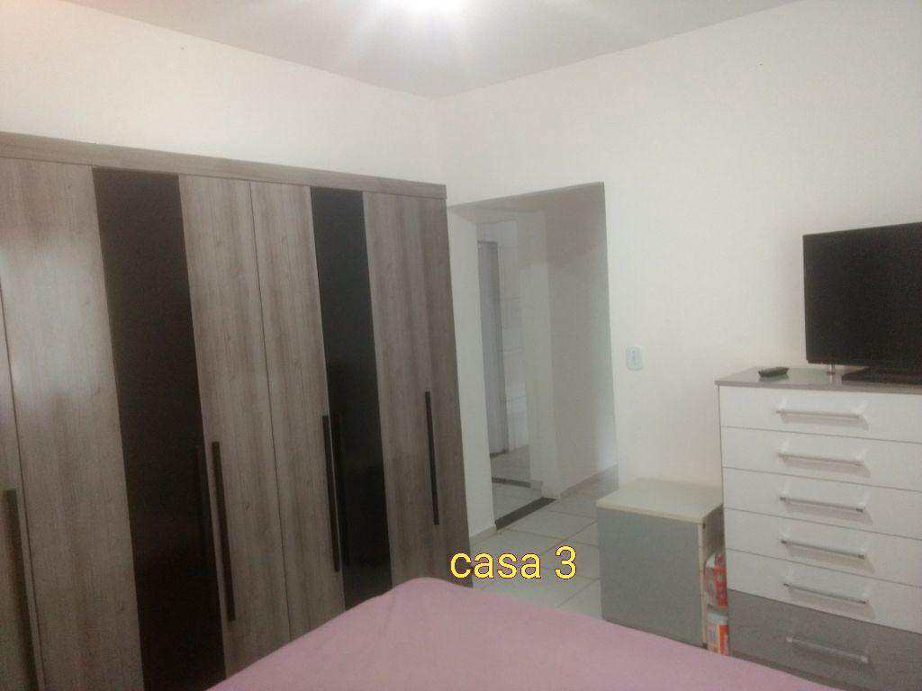 Sobrado em Itapecerica da Serra, no bairro Engenho