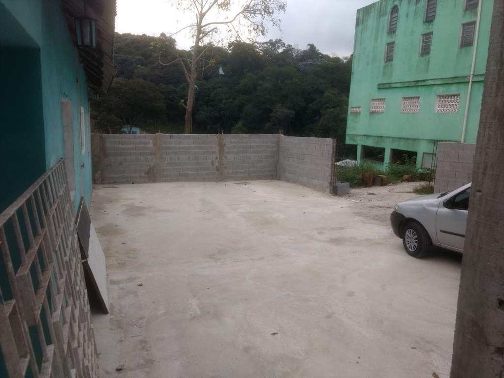 Sobrado em Itapecerica da Serra, no bairro Engenho